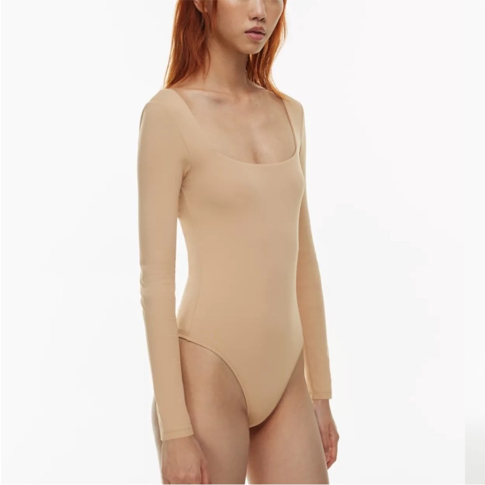 Aritzia Babaton Contour Square Neck Bodysuit Camel S